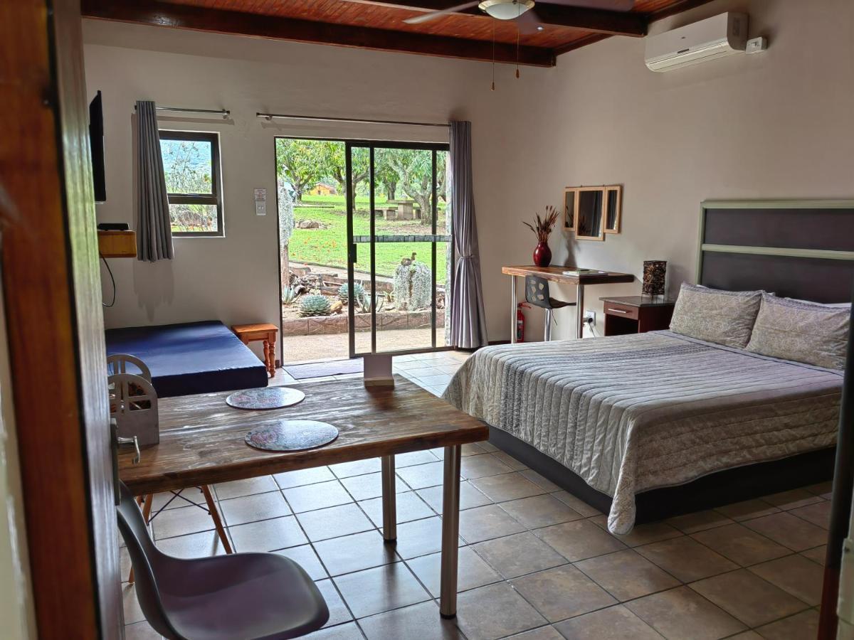 Mountain Valley Stay - Unit 4 Mbombela ภายนอก รูปภาพ